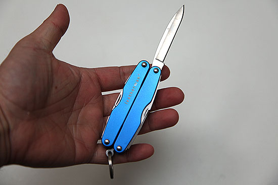 やまガジェット研究所: LEATHERMAN(レザーマン) Juice CS4